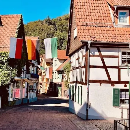 Apartament Nibelungen 4 *