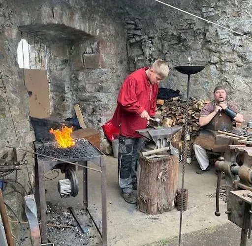 Nibelungen 4 شقة Lindenfels