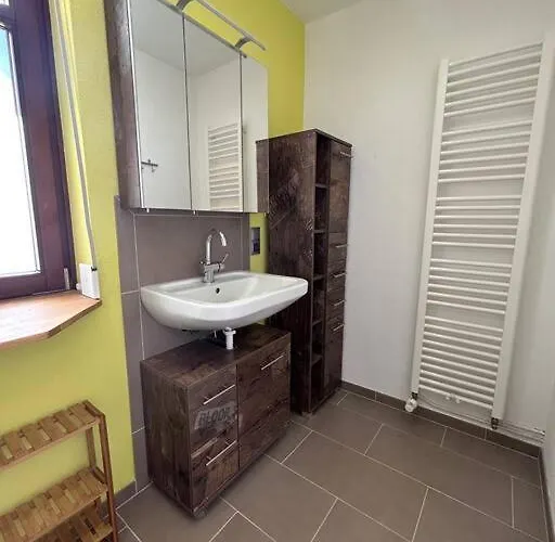 شقة Nibelungen 4 *